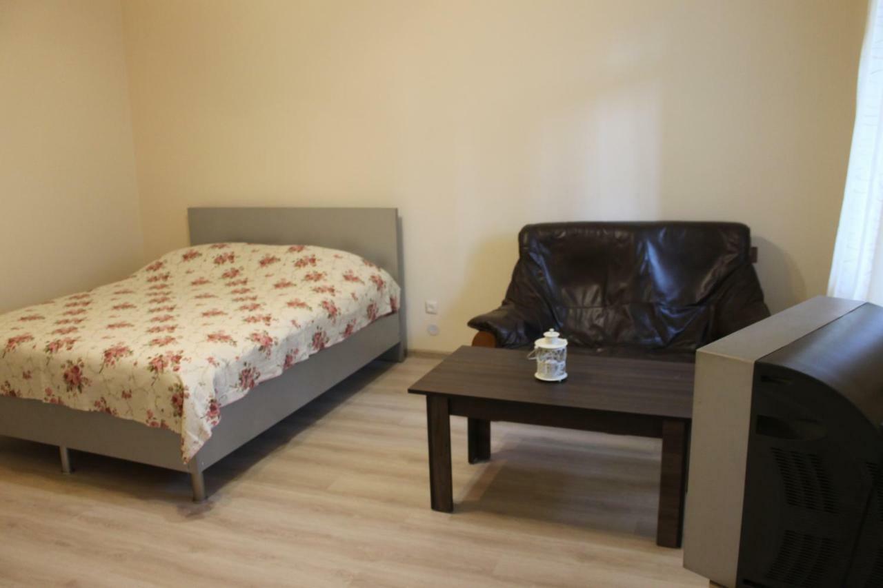 Iren Apartment Batumi Eksteriør bilde