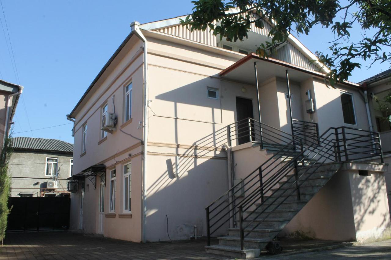 Iren Apartment Batumi Eksteriør bilde